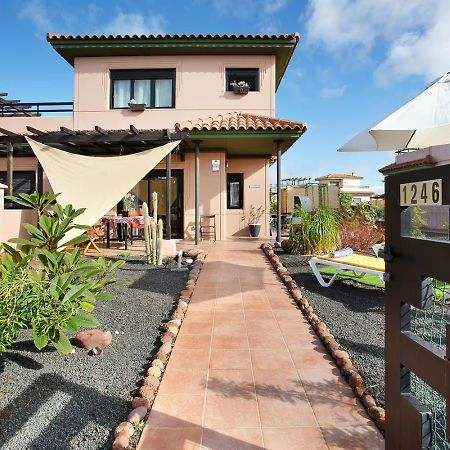 Villa Amadeus La Oliva Esterno foto